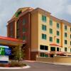 Отель Holiday Inn Express & Suites Chaffee-Jacksonville West, an IHG Hotel, фото 1