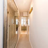 Отель Charming, Recently Renovated 2-bed in Fulham, фото 2