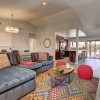 Отель Chic Zen Inspired Home on the Cove - Two Bedroom Home, фото 2