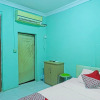 Отель OYO 92496 Faraas Homestay Syariah, фото 4