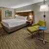 Отель Holiday Inn Express Louisville Airport Expo Center, an IHG Hotel, фото 2