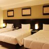 Отель Laurents Deluxe Hotel, фото 1