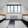 Отель 8 Person Holiday Home in Frorup, фото 4