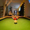 Отель Capsule Roubaix/Lille Balneo*Home Cinema*Billard, фото 5