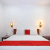 Отель RedDoorz near Borobudur Temple 2, фото 4