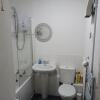 Отель Cosy 1-bed Apartment in Swindon, Private Parking, фото 9