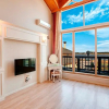 Отель Gangneung Gyeongpo Sea Travel Pension (Riverview), фото 3