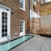 Отель Contemporary Chic home in Kings Cross в Лондоне