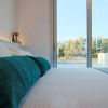 Отель Phaedrus Living - Seaside Executive Flat Harbour 203, фото 4