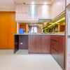 Отель Nice And Comfort 2Br Apartment At Woodland Park Residence, фото 2
