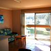 Отель Lake Edge Holiday Units, фото 13