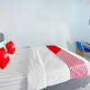 Отель OYO Life 91399 Homestay Trendy Syariah, фото 4