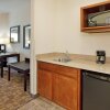 Отель Holiday Inn Express Hotel & Suites TOPEKA NORTH, an IHG Hotel, фото 22