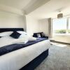 Отель Sea View - 1 Bed Suite - Port Eynon, фото 6