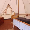 Отель Chestnut Luxury Emperor Bell Tent, With log Burner, фото 9