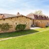 Отель Farmstay Holiday Home in Issac France With Private Pool в Сен-Капрез-де-Лаленде