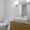 Отель MiCasa Suites - Stylish Condo by Eaton Centre and Yorkville, фото 7