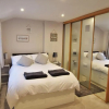 Отель Mikes at Menai - Stylish & Spacious 3 bed house in Menai Bridge., фото 2