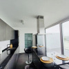 Отель Brand new 2bedrooms Penthouse in Center, фото 7