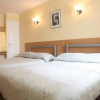 Отель The Town & Country Lodge, фото 2