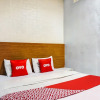 Отель OYO 90872 Coolz Homestay Tebet Near TIS Square, фото 17