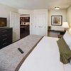 Отель Candlewood Suites Kansas City-Overland Park, фото 26