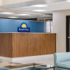 Отель Days Inn & Suites by Wyndham Savannah Midtown, фото 2
