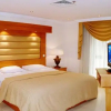 Отель Mirage Suites Hotel - Family Only, фото 6