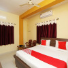 Отель OYO 16821 Hotel Senapati Palace, фото 10