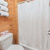 Отель Goldilocks Cabin - Real Log Style Cabin, Premium Location, Close To Bear Mountain With Hot Tub! 2 Be, фото 6
