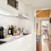 Отель Room in Apartment - Stay in the Heart of Porto With River View!, фото 4