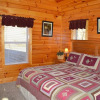 Отель Picture Perfect 2 Bedroom Cabin by RedAwning, фото 5