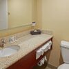 Отель Comfort Suites Outlet Center, фото 8