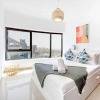 Отель Spacious 3BR with 180˚ Dubai Marina Views, фото 3
