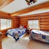 Отель The Ponderosa: Gorgeous Custom-Built Log Home home, фото 15
