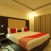 Отель Maple Suites By OYO Rooms, фото 29