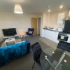 Отель 2 Bed Flat Near Old Trafford Stadium With Parking, фото 3