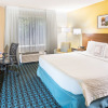 Отель Fairfield Inn and Suites by Marriott Perimeter Center, фото 24