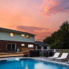 Отель Ridge Valley by Avantstay Upscale Asheville Escape w/ Pool, фото 18