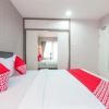 Отель OYO 1948 Apartement Sentul Tower, фото 17