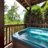 Отель Artistic Mountain 2 Bedroom Home with Hot Tub, фото 11