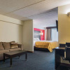 Отель Quality Suites Atlanta Airport East, фото 4
