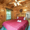 Отель Bear Creek Lodge Covered Bridge - Five Bedroom Cabin, фото 33