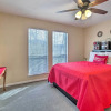 Отель Quiet Rental w/ Balcony: 14 Mi to Downtown Houston, фото 6