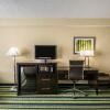 Отель Comfort Inn & Suites Lantana - West Palm Beach South, фото 21