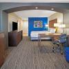 Отель La Quinta Inn & Suites by Wyndham Brownsville North, фото 1