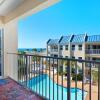 Отель Poolside Villas #302- Harry's Beach House, фото 8