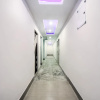 Отель Capital O 27616 Hotel Mega Royal, фото 2