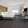 Отель Holiday Inn Hotel & Suites Calgary Airport North, an IHG Hotel, фото 47