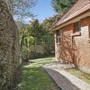 Отель Cedar Cottage - Tudor Village, фото 11